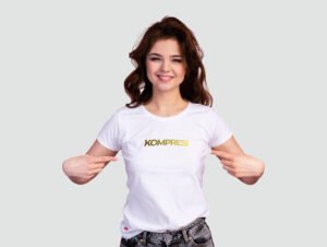 A Girl Wear Kompresi T-Shirt